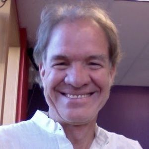 Meet your Posher, Bob e